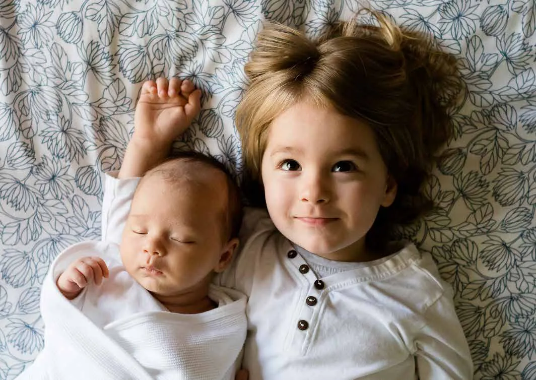 Niños descansando